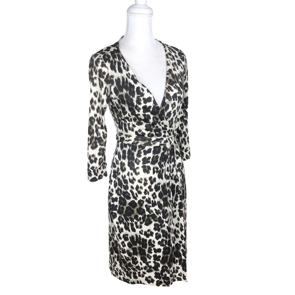 Diane von Furtstenberg silk wrap dress animal snow leopard print sz 4 New Julian - Picture 1 of 16